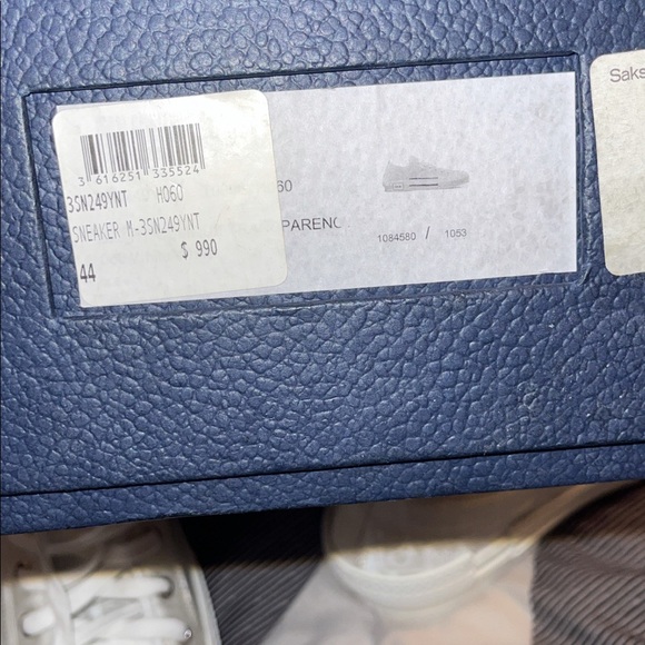 Only worn once - Picture 2 of 4